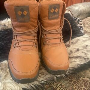 Columbia Brown Winter Boots